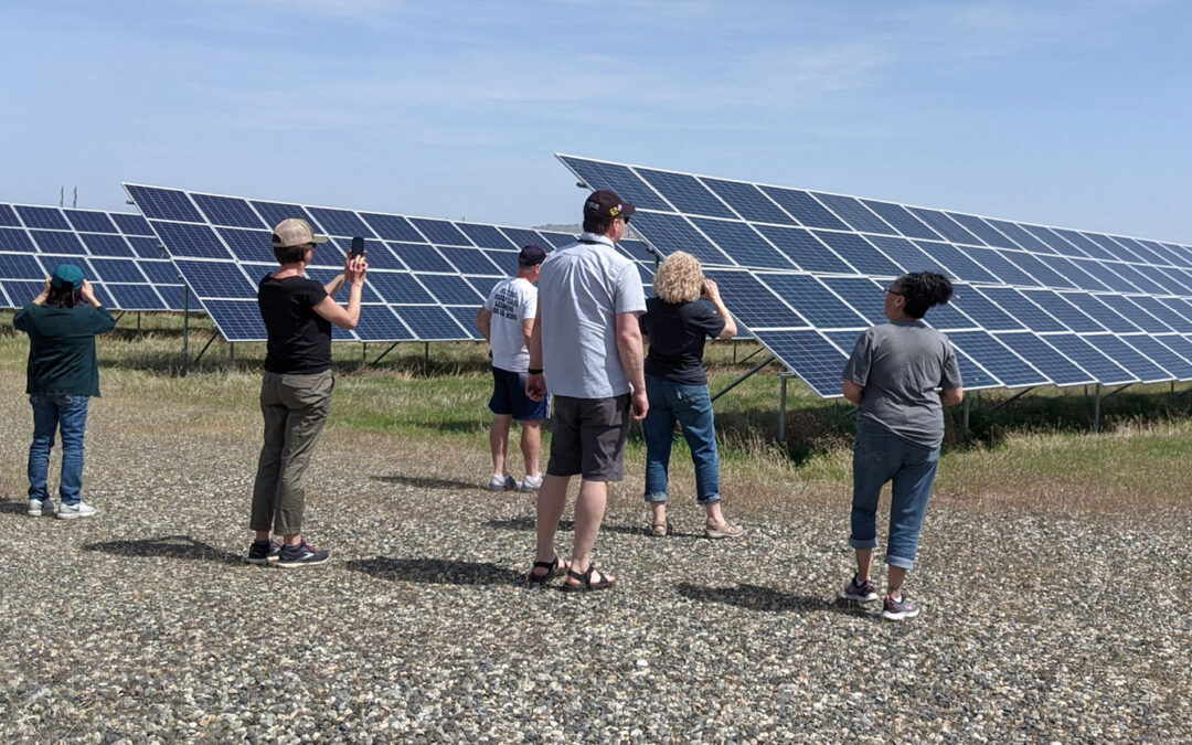 Workshop participants tour the Horn Rapids Solar Storage and Training facility.